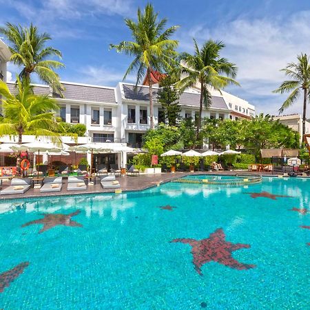 Sawaddi Patong Resort & Spa By Tolani - Sha Extra Plus Bagian luar foto