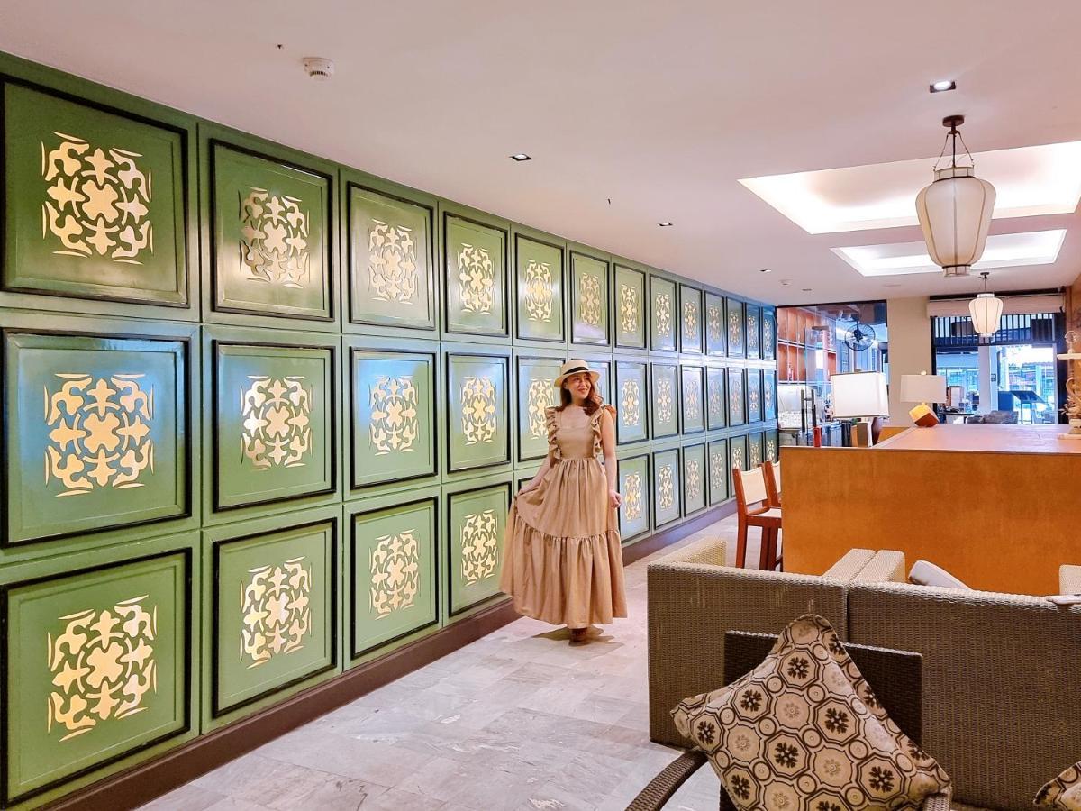 Sawaddi Patong Resort & Spa By Tolani - Sha Extra Plus Bagian luar foto
