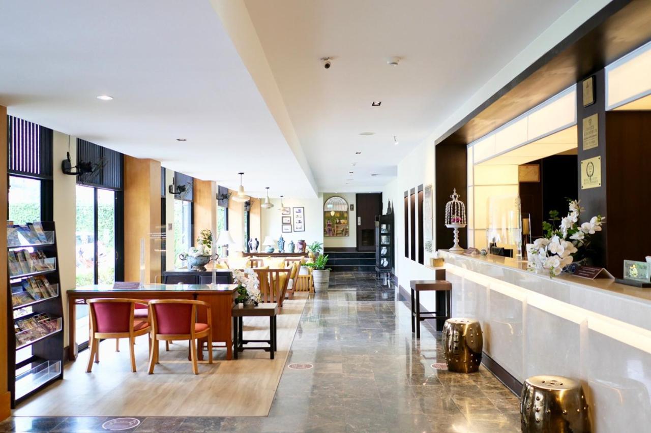 Sawaddi Patong Resort & Spa By Tolani - Sha Extra Plus Bagian luar foto