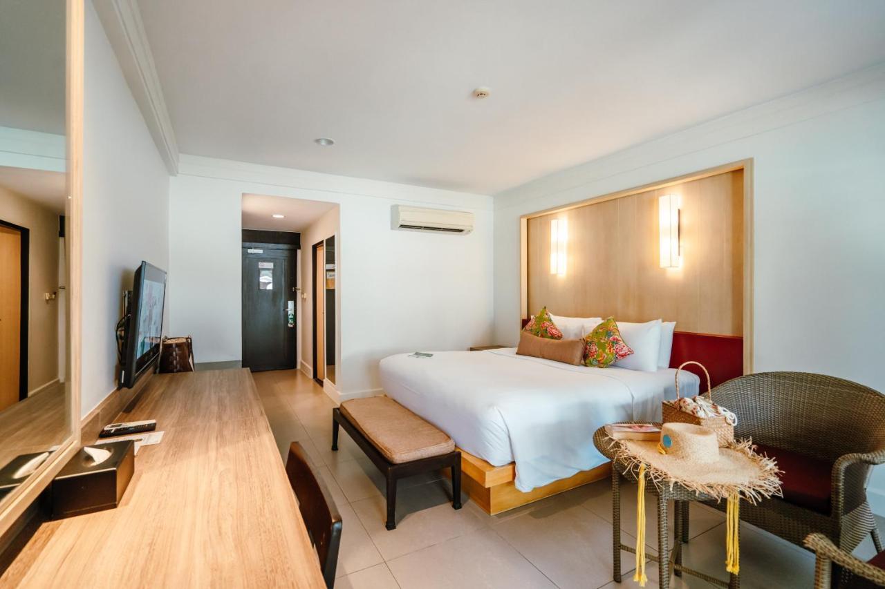 Sawaddi Patong Resort & Spa By Tolani - Sha Extra Plus Bagian luar foto